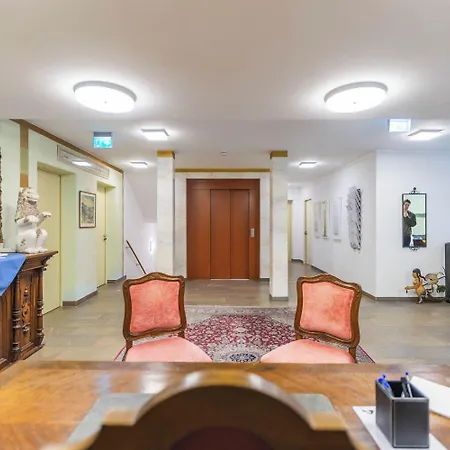 Ξενοδοχείο Freischuetz 4*